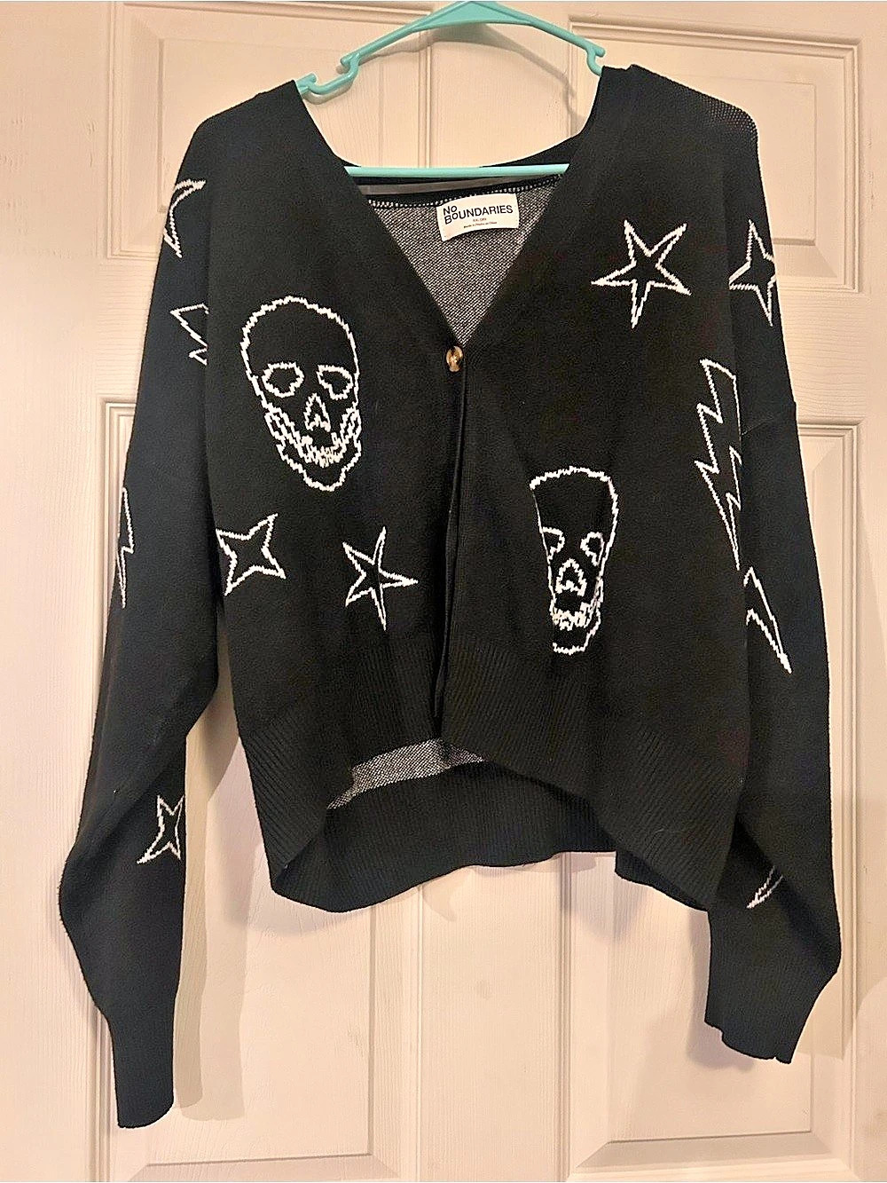No Boundaries Skull Star Lightning Bolt Cardigan Black